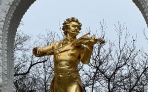 strauss